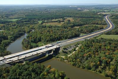 dullesgreenway.jpg